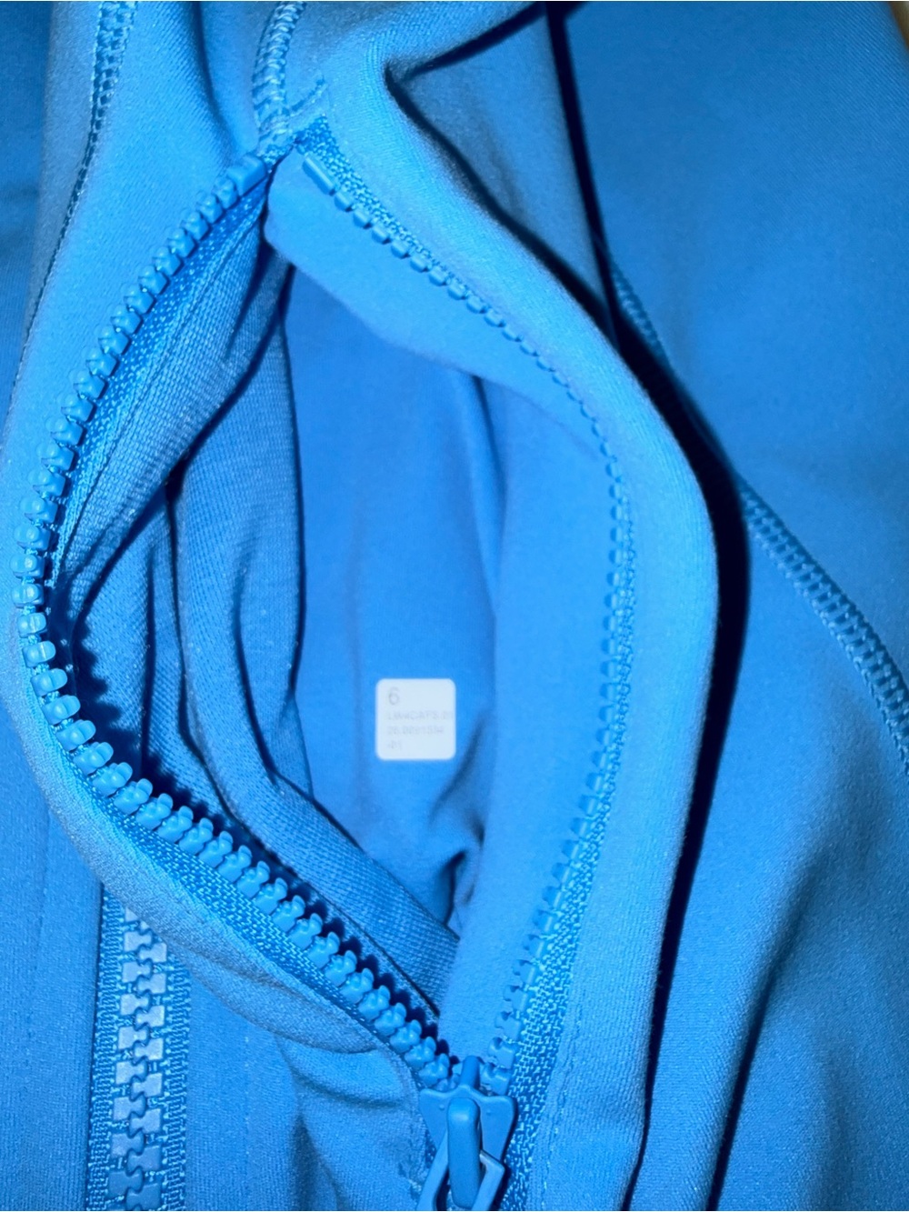 Lululemon Full Length Define Jacket - Picture 4 of 5